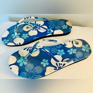 Blue Hawaiian Print Flip-Flops